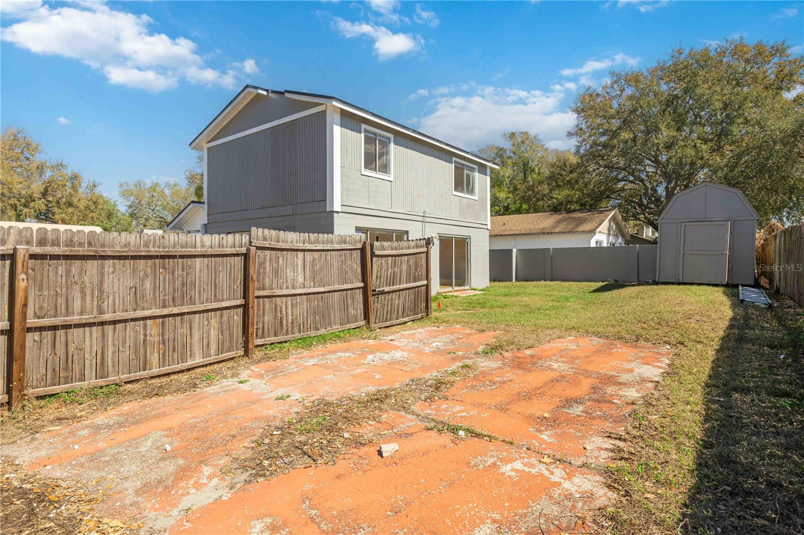 LAKES 01 - Residential