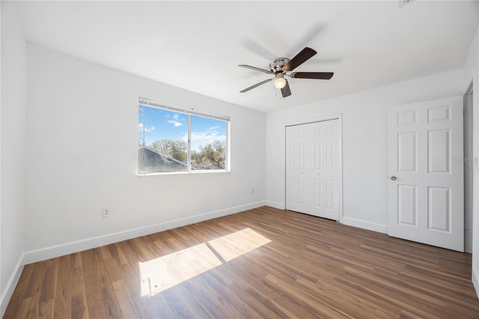 LAKES 01 - Residential