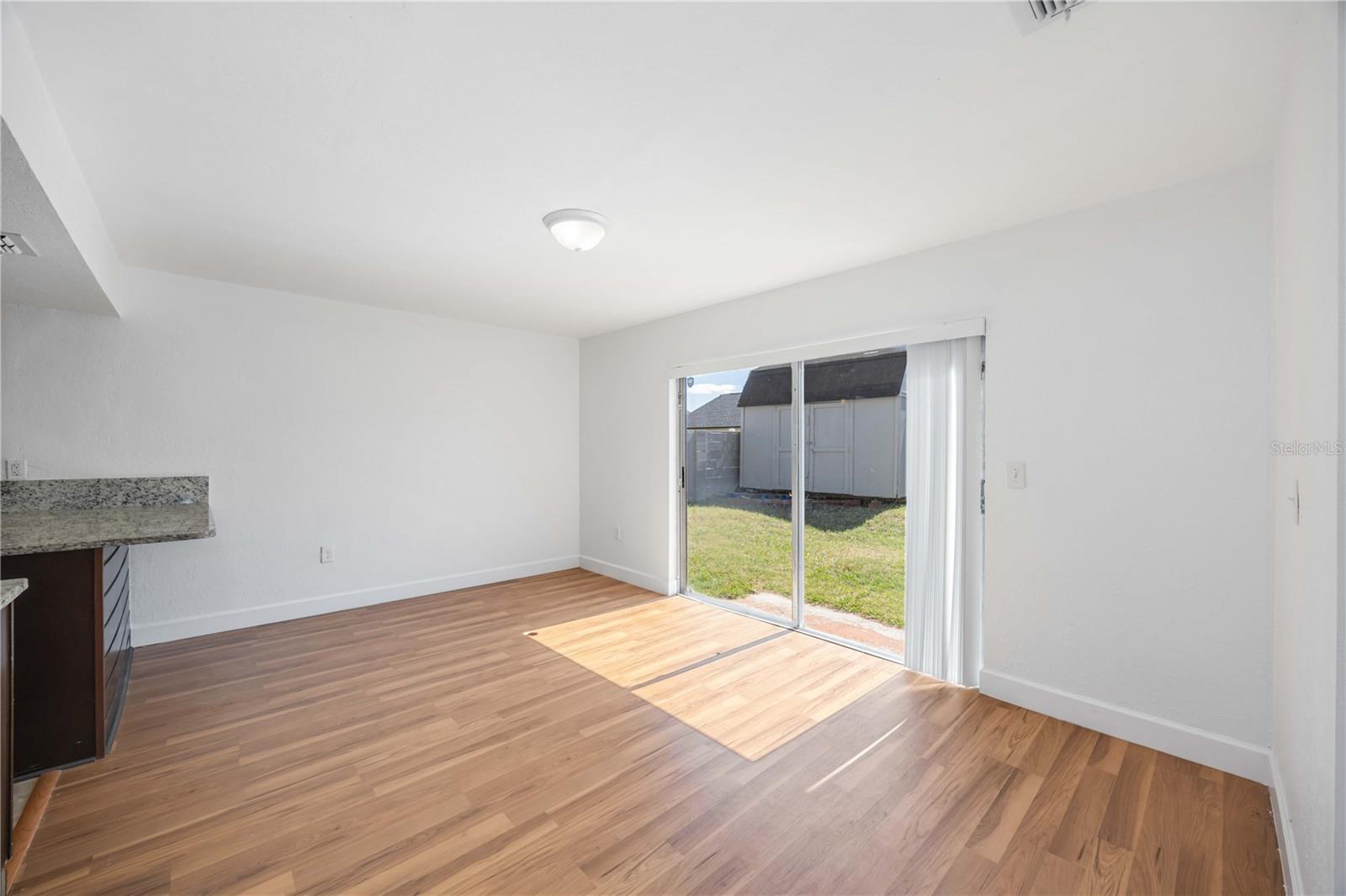 LAKES 01 - Residential