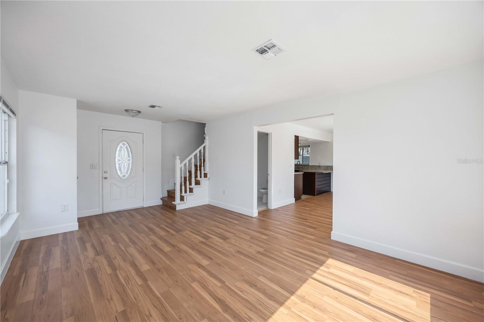 LAKES 01 - Residential