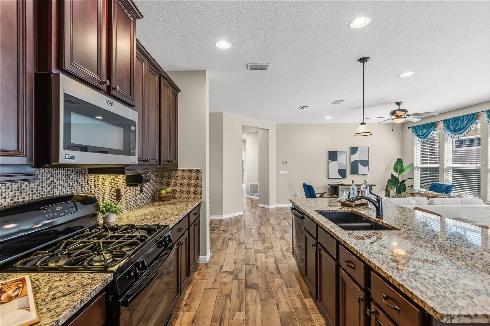 CASCADES/GROVELAND #2 & 3 REPL - Residential