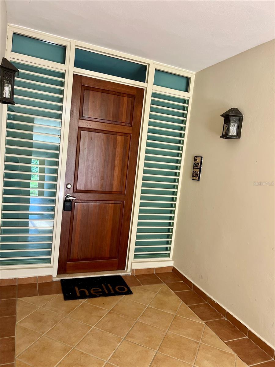 Maralago OCEAN DR 335