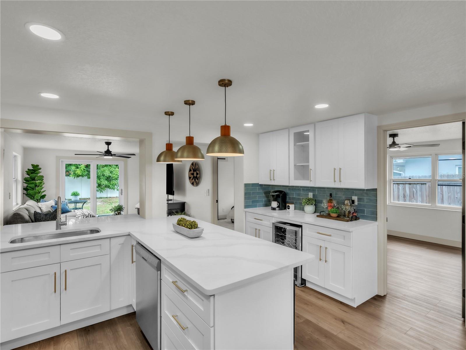 BLOSSOM LAKE VILLAGE SEC 3 - Residential