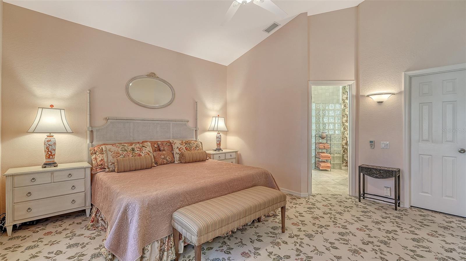 UNIVERSITY PARK COUNTRY CLUB - Residential