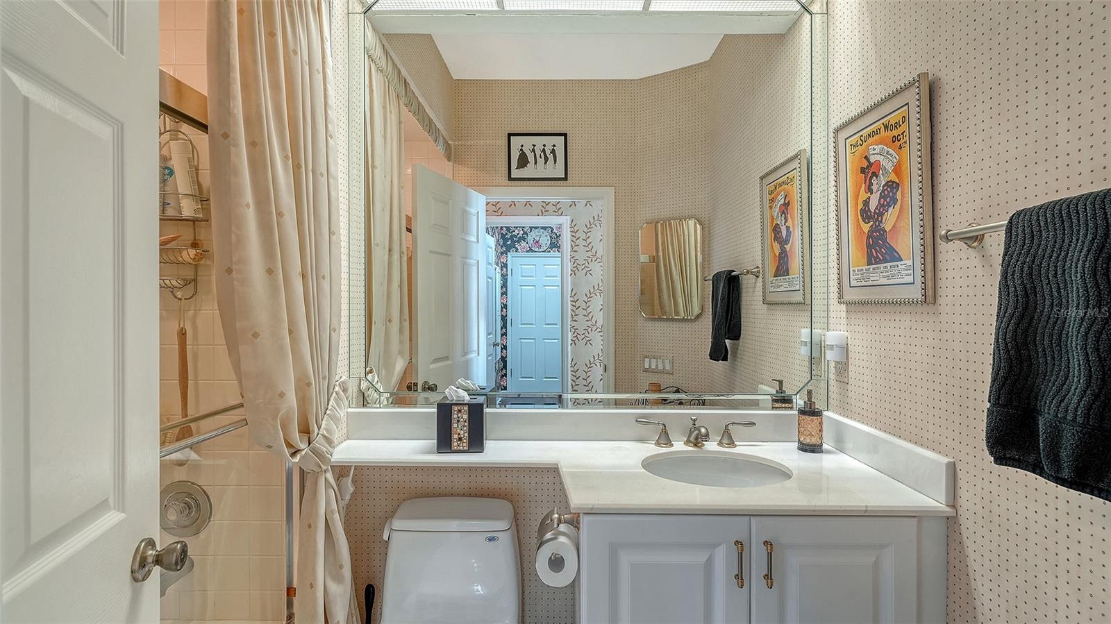 UNIVERSITY PARK COUNTRY CLUB - Residential