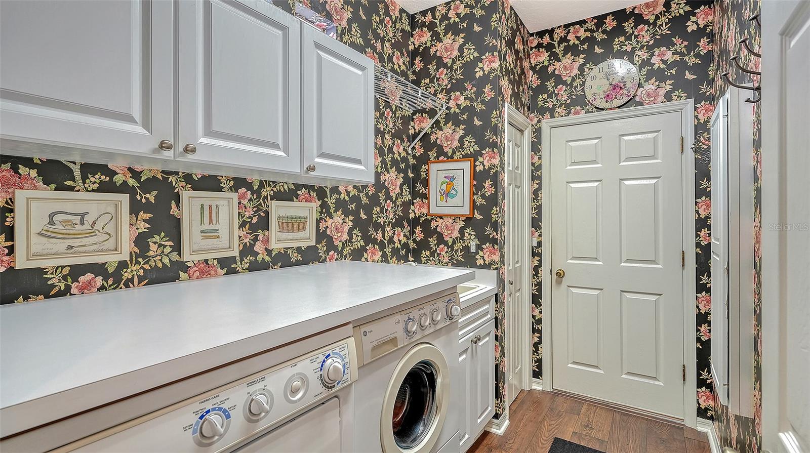 UNIVERSITY PARK COUNTRY CLUB - Residential