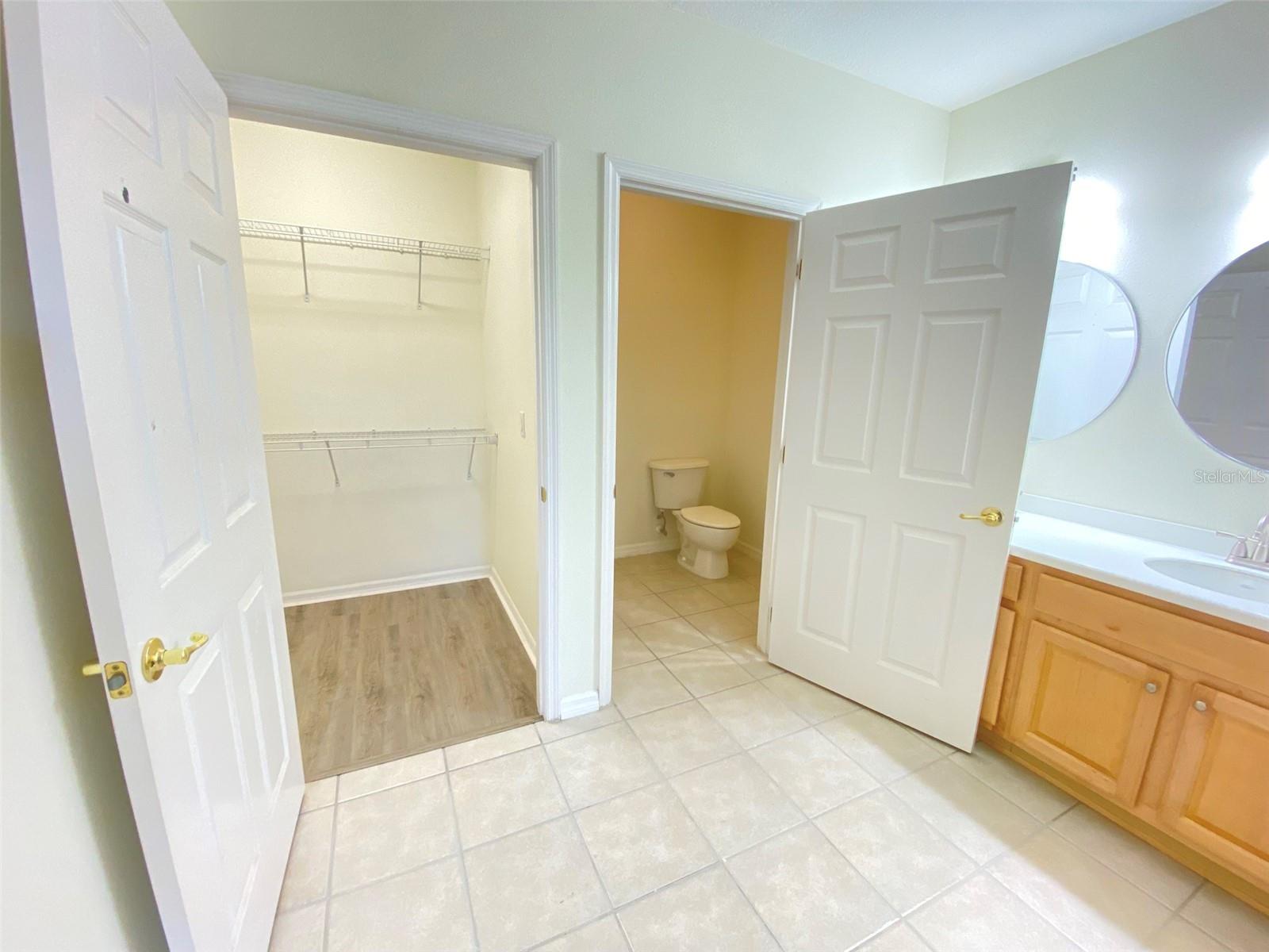 VERANDA II/LK HART - Residential Lease