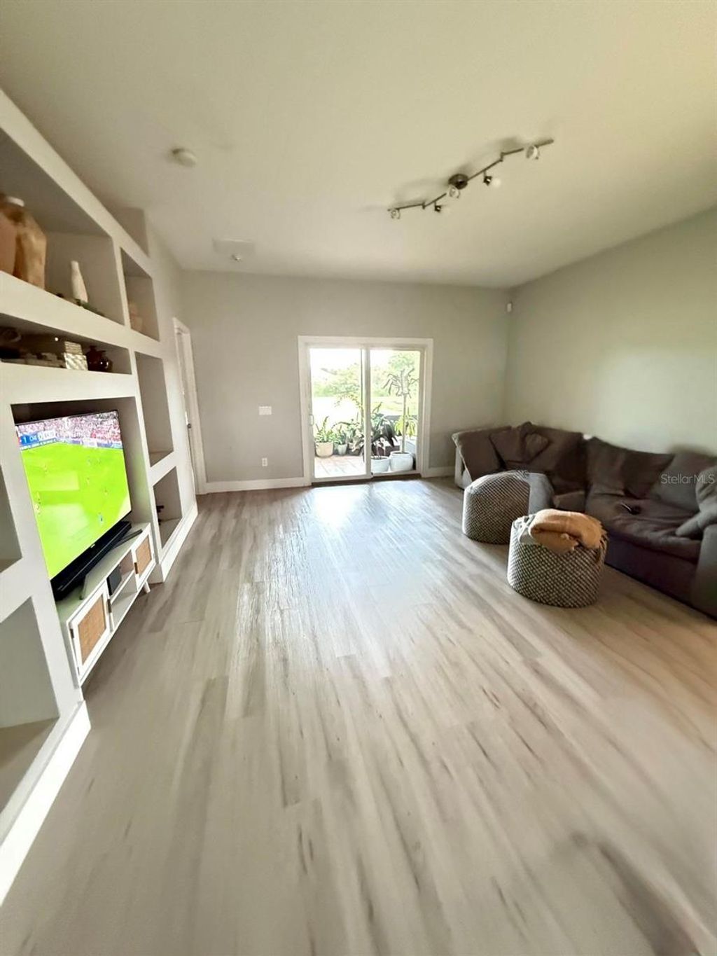 Photo of 13918 Ocean Pine Circle, Orlando, FL 32828 (MLS # O6384958)