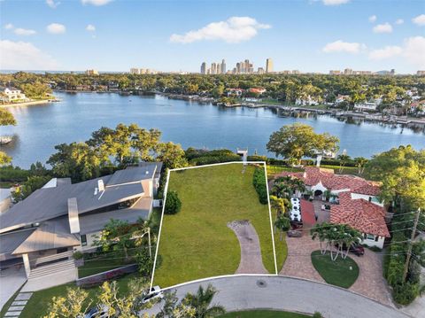 Photo of 1026 Monterey Boulevard NE, St Petersburg, FL 33704 (MLS # TB8508630)