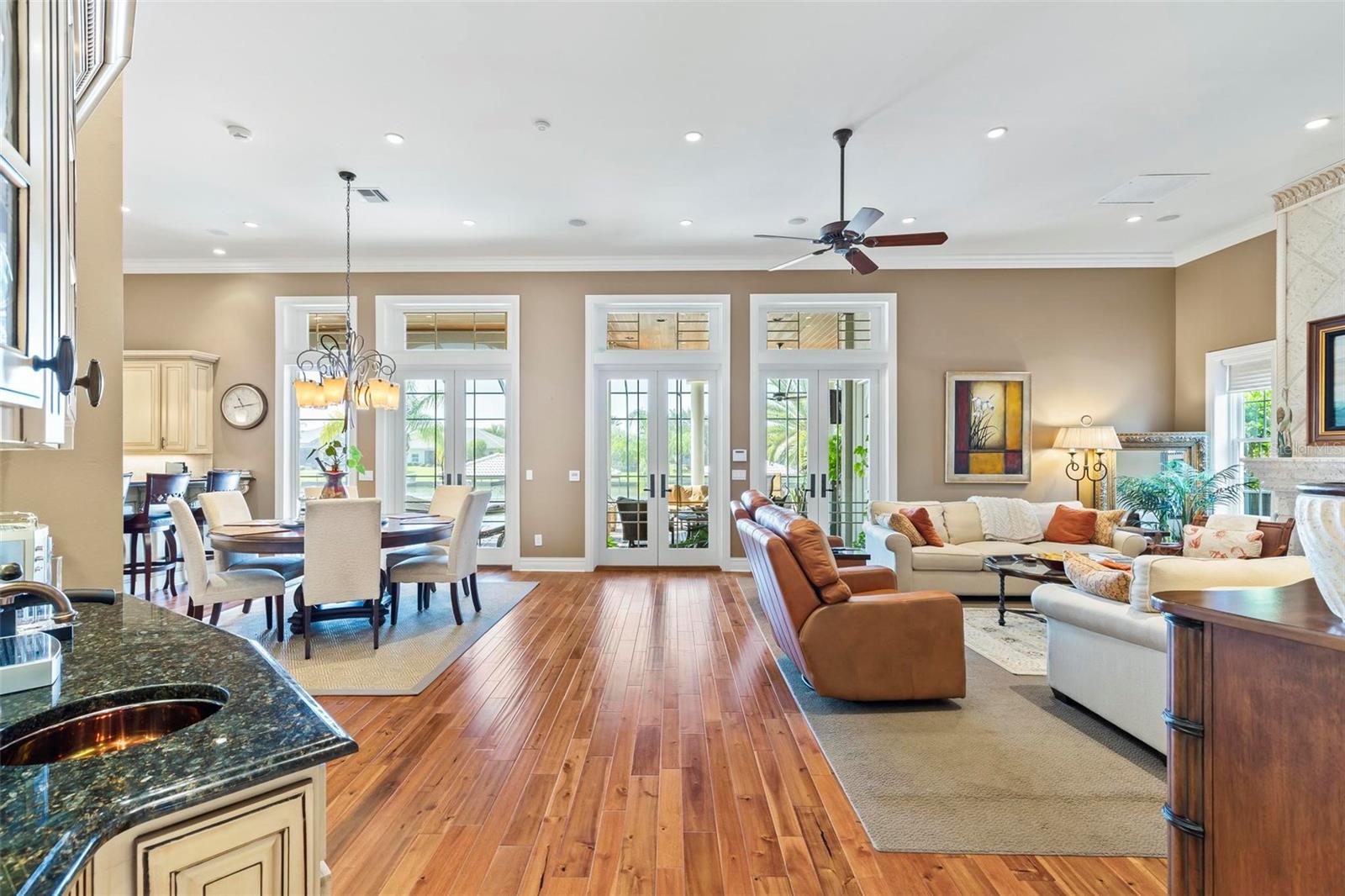 SANCTUARY SUB - Residential