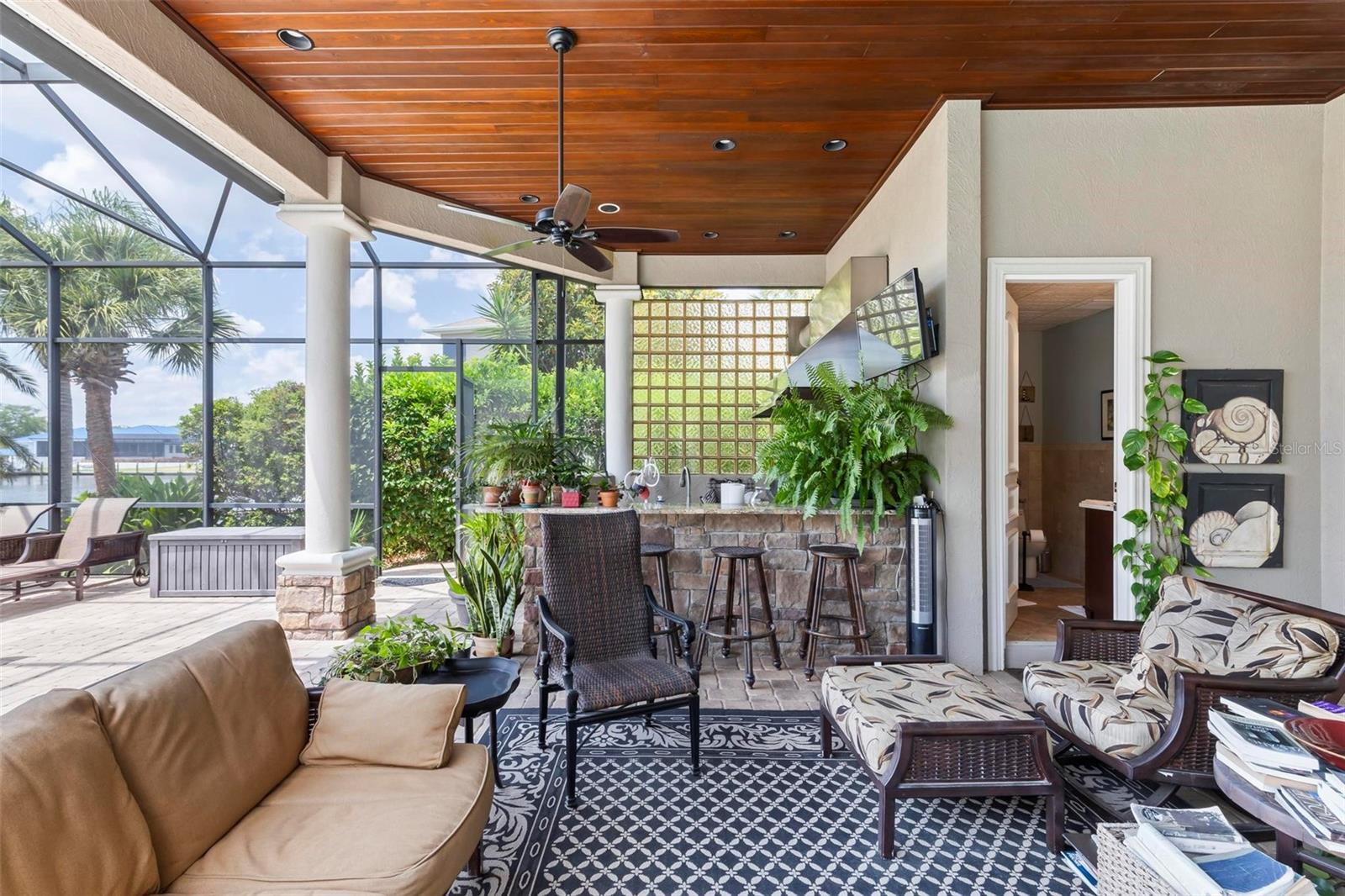 SANCTUARY SUB - Residential