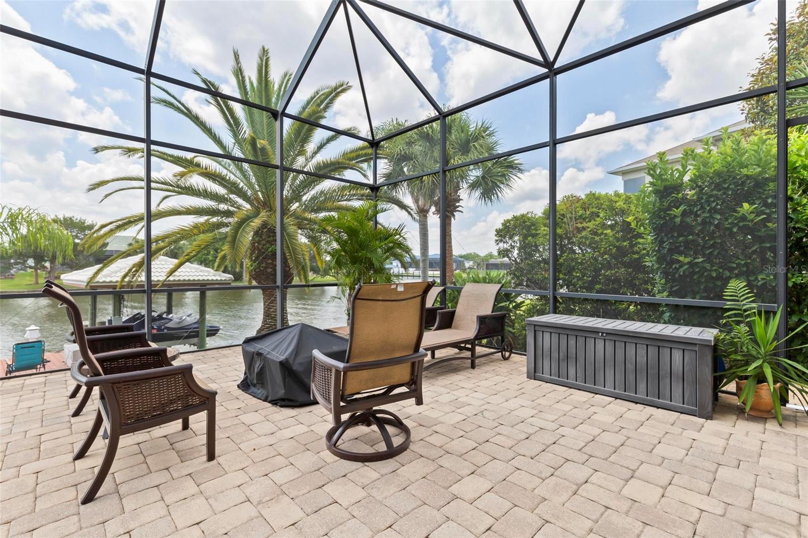 SANCTUARY SUB - Residential