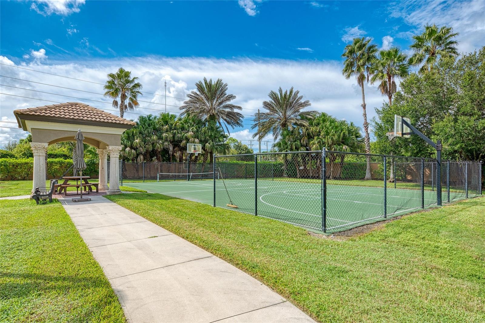 WILLOW CHASE - Residential Lease