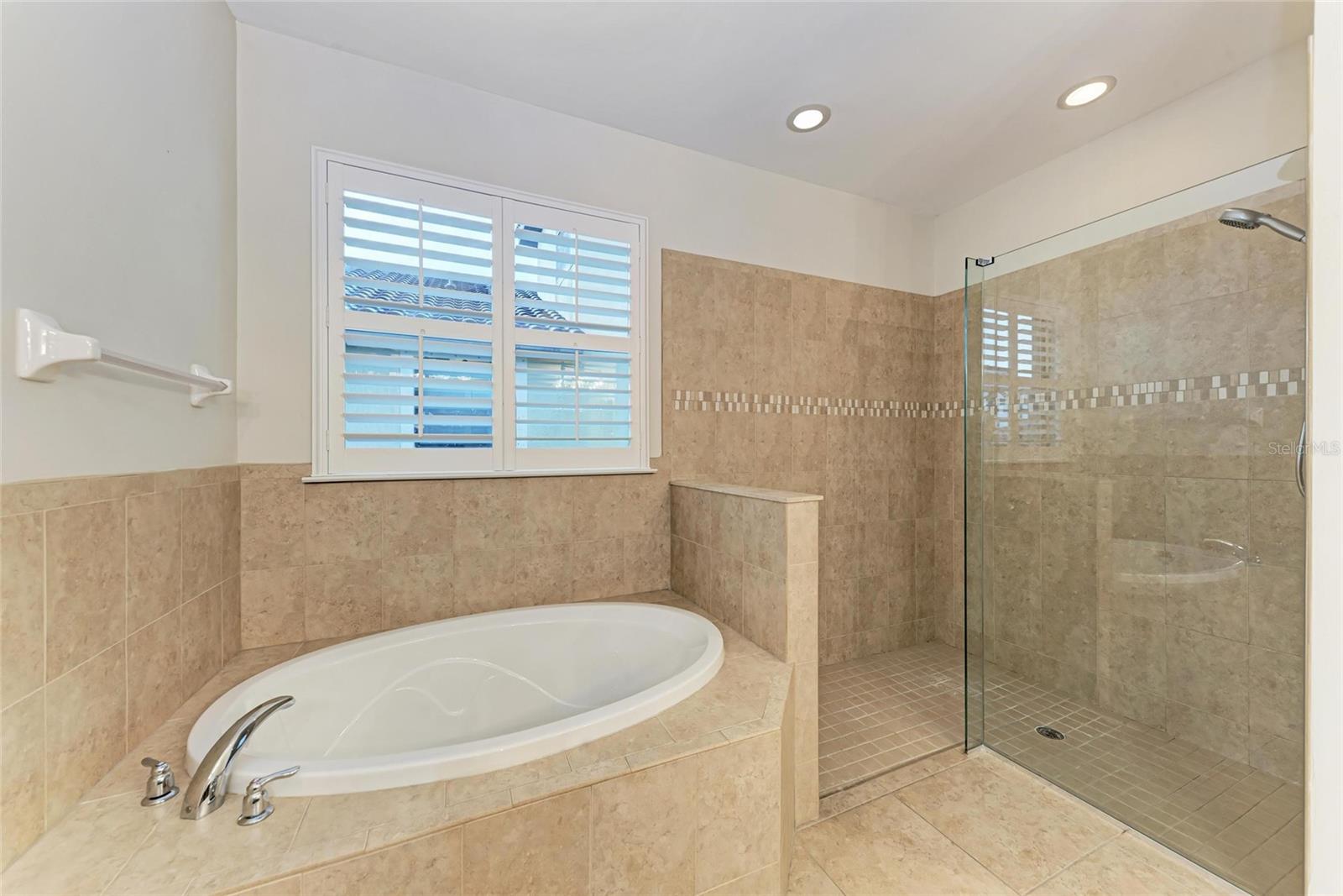 WILLOW CHASE - Residential Lease