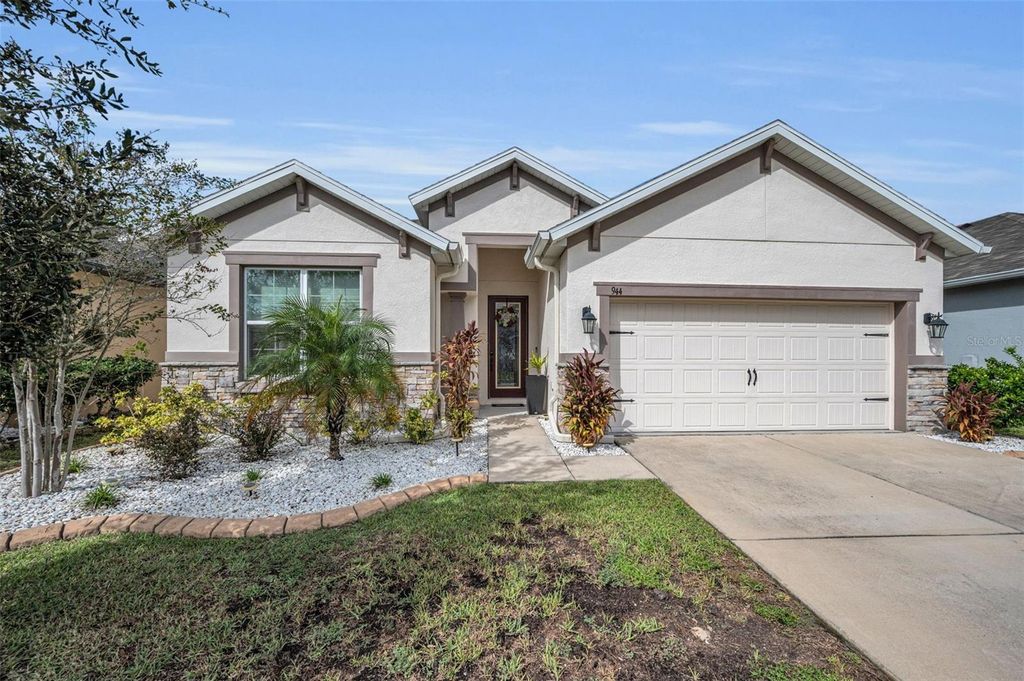 Photo of 944 Old Windsor Way, Spring Hill, FL 34609 (MLS # TB8432397)
