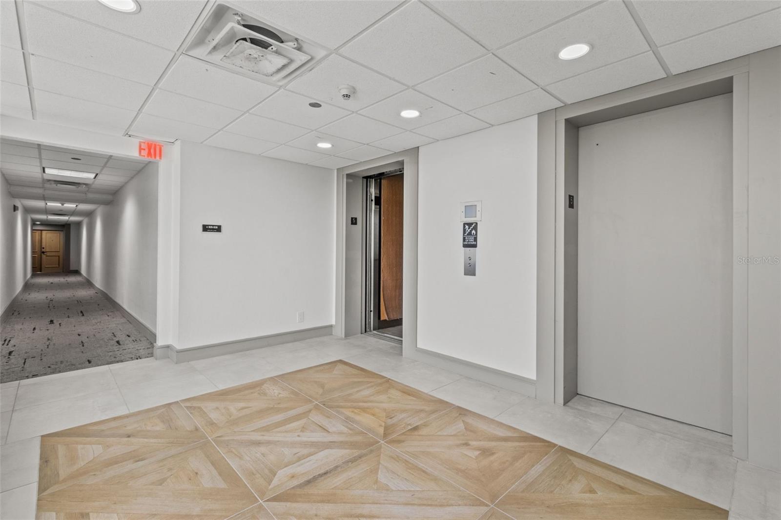 BELLEVIEW BILTMORE VILLAS OAKS - Residential