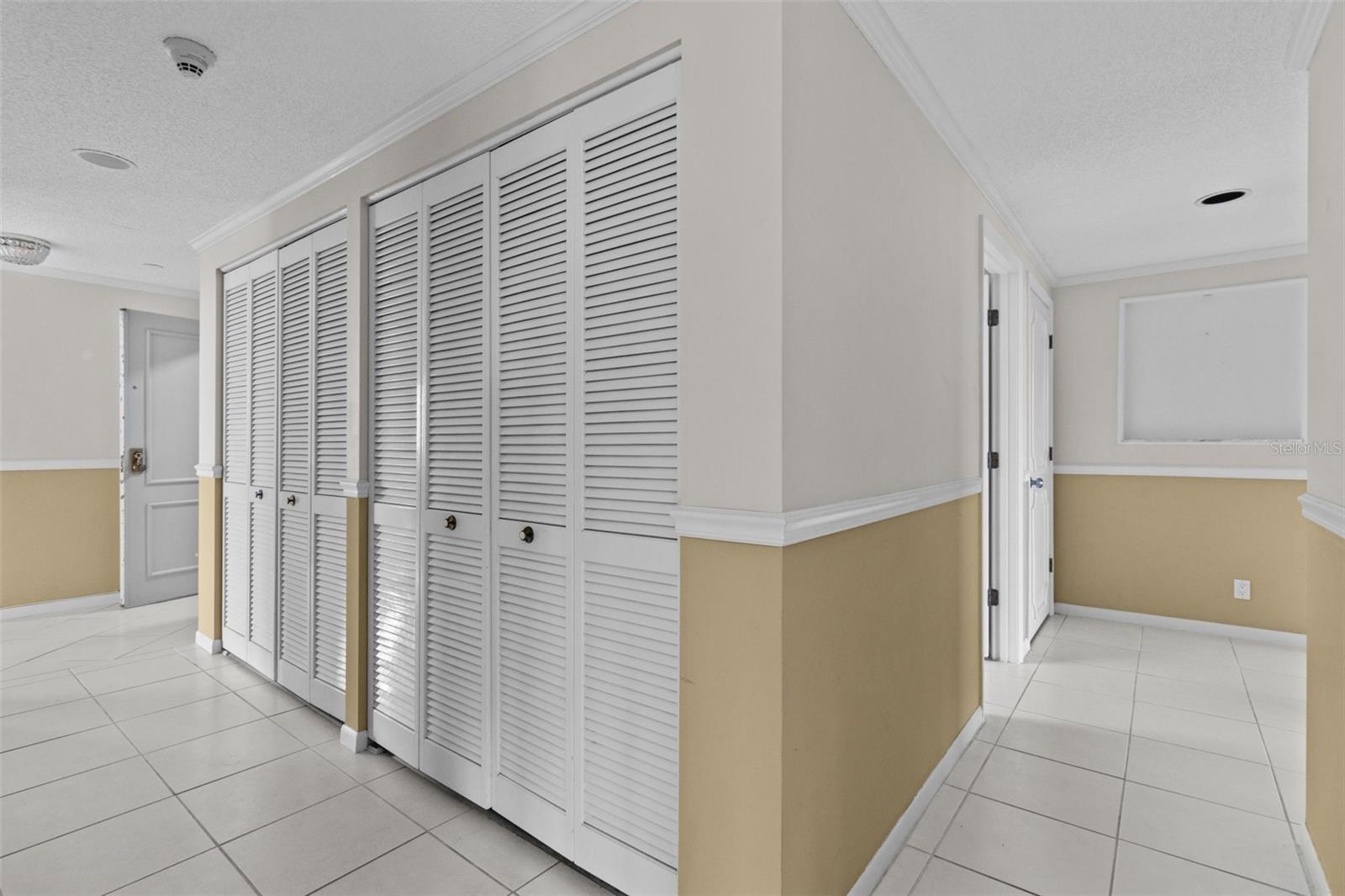 BELLEVIEW BILTMORE VILLAS OAKS - Residential