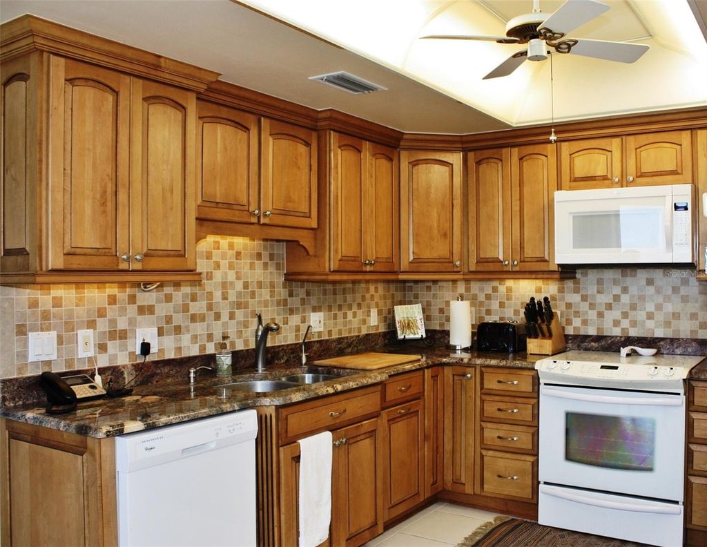 Photo of 150 Belleview Boulevard #507, Belleair, FL 33756 (MLS # TB8413036)