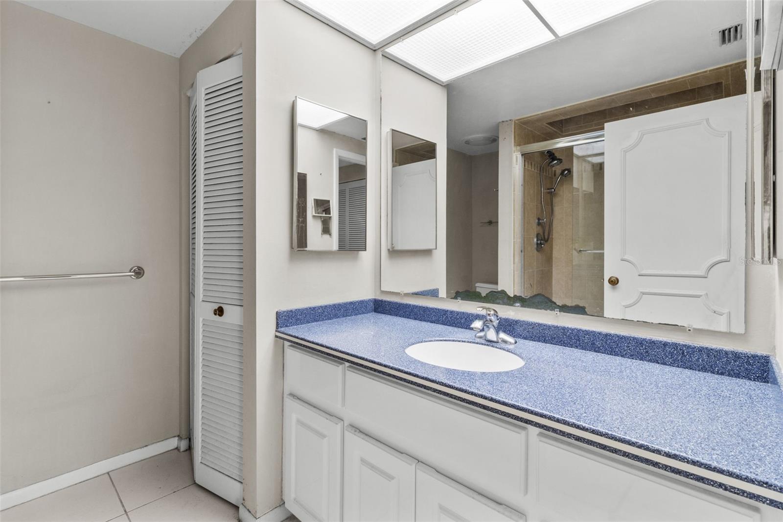 BELLEVIEW BILTMORE VILLAS OAKS - Residential