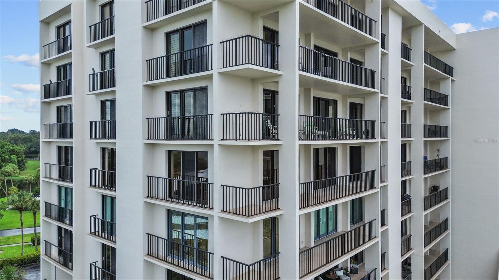 BELLEVIEW BILTMORE VILLAS OAKS - Residential