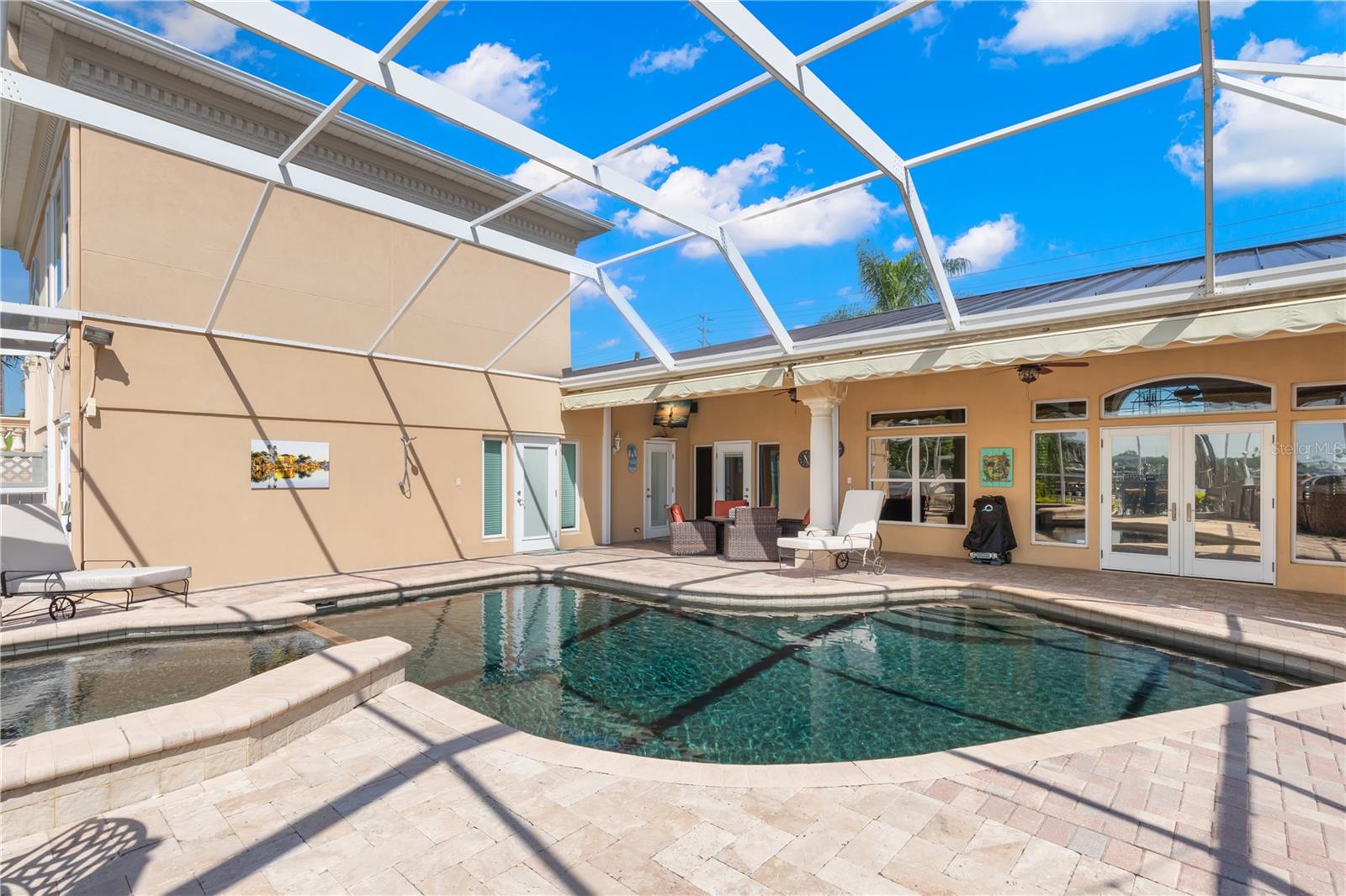 ISLAND ESTATES OF CLEARWATER - Residential