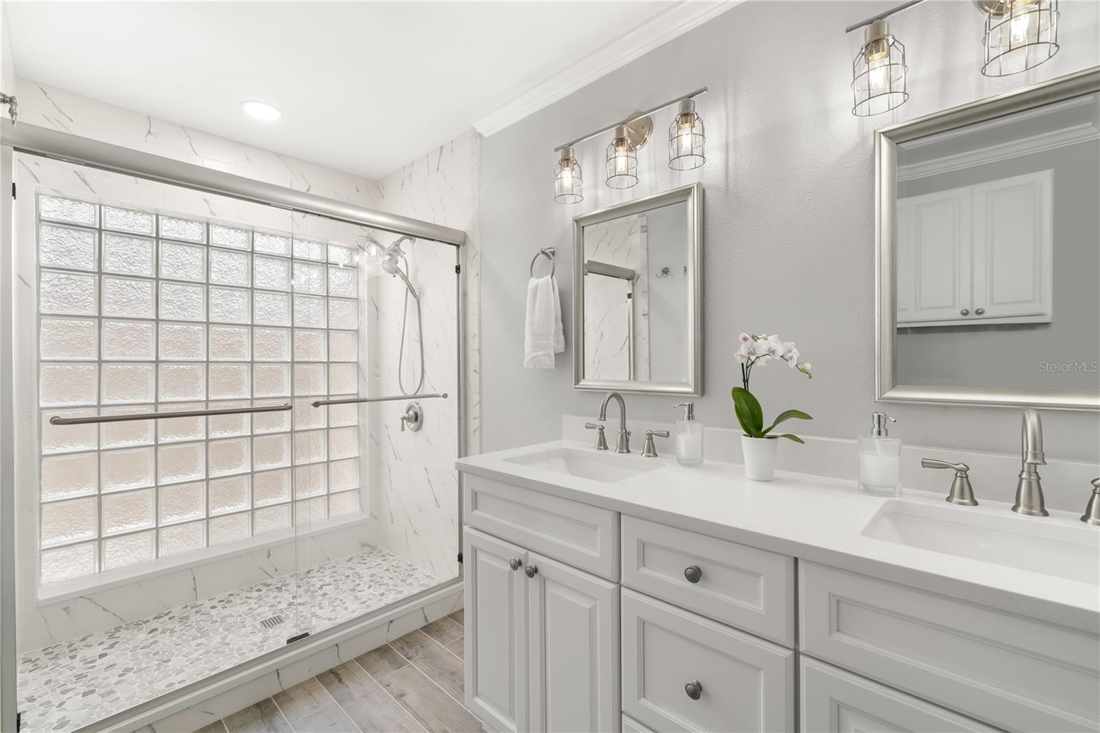 ISLAND ESTATES OF CLEARWATER - Residential