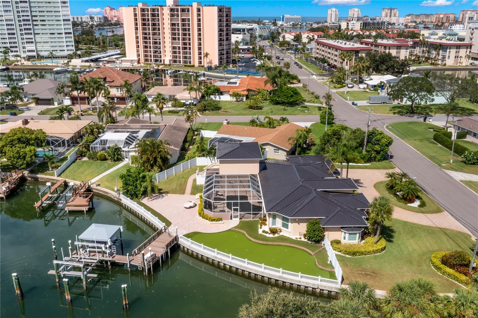 ISLAND ESTATES OF CLEARWATER - Residential