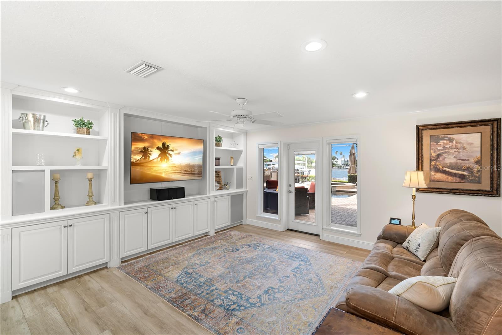 ISLAND ESTATES OF CLEARWATER - Residential