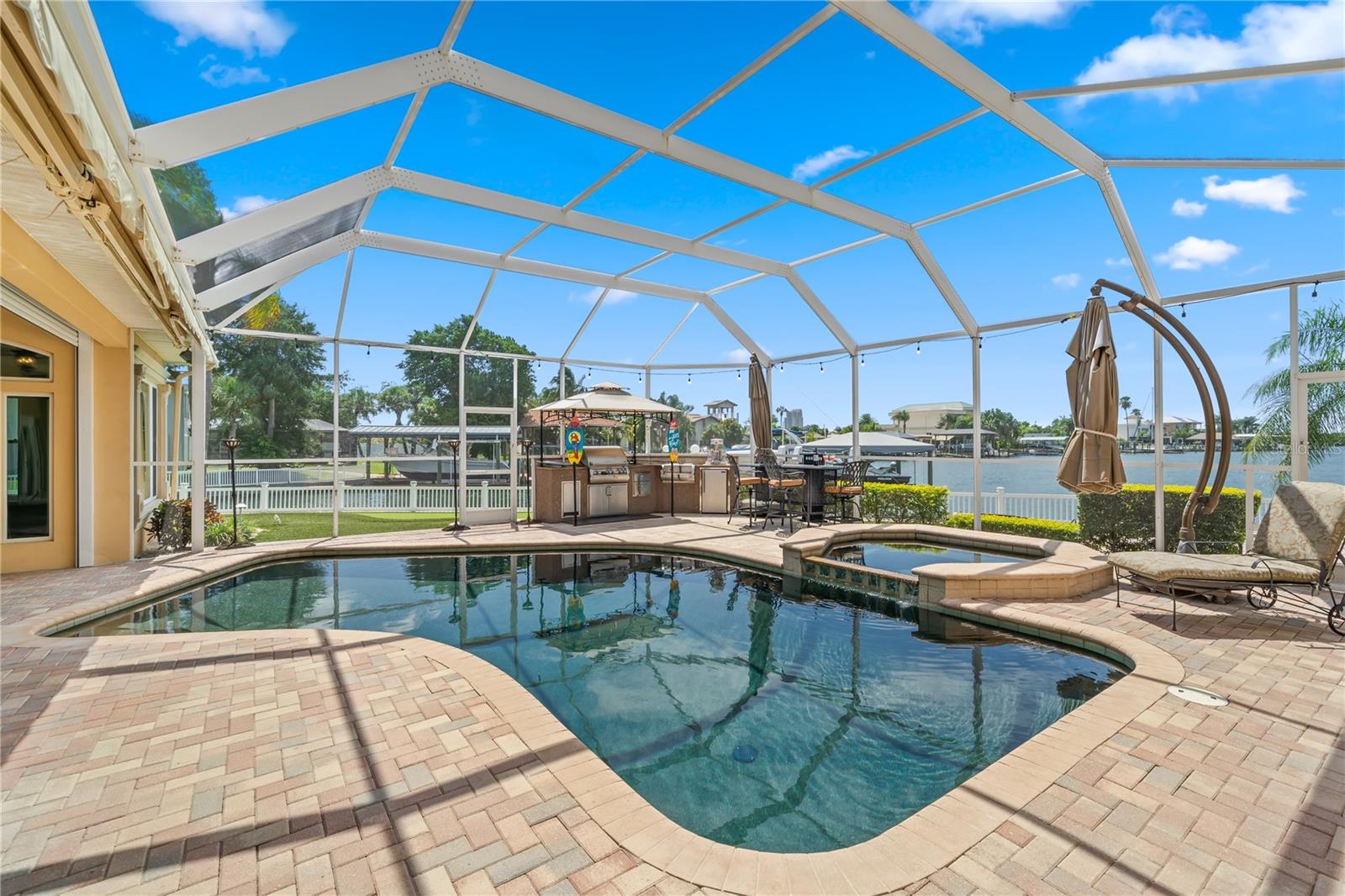 ISLAND ESTATES OF CLEARWATER - Residential