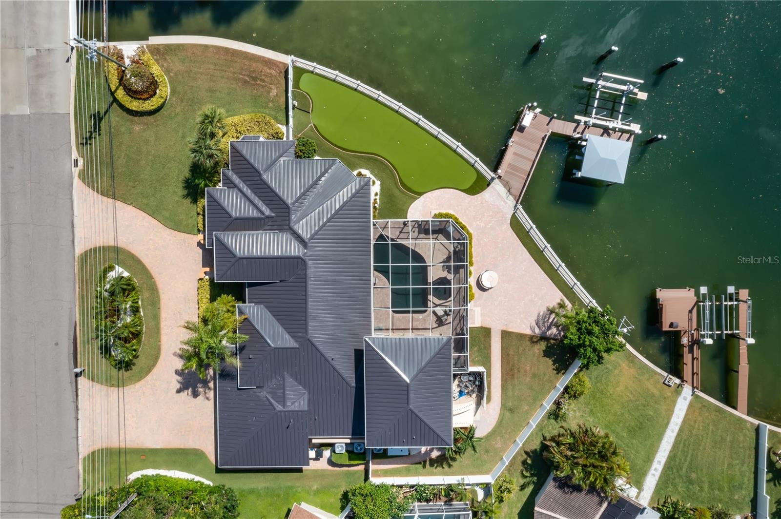 ISLAND ESTATES OF CLEARWATER - Residential