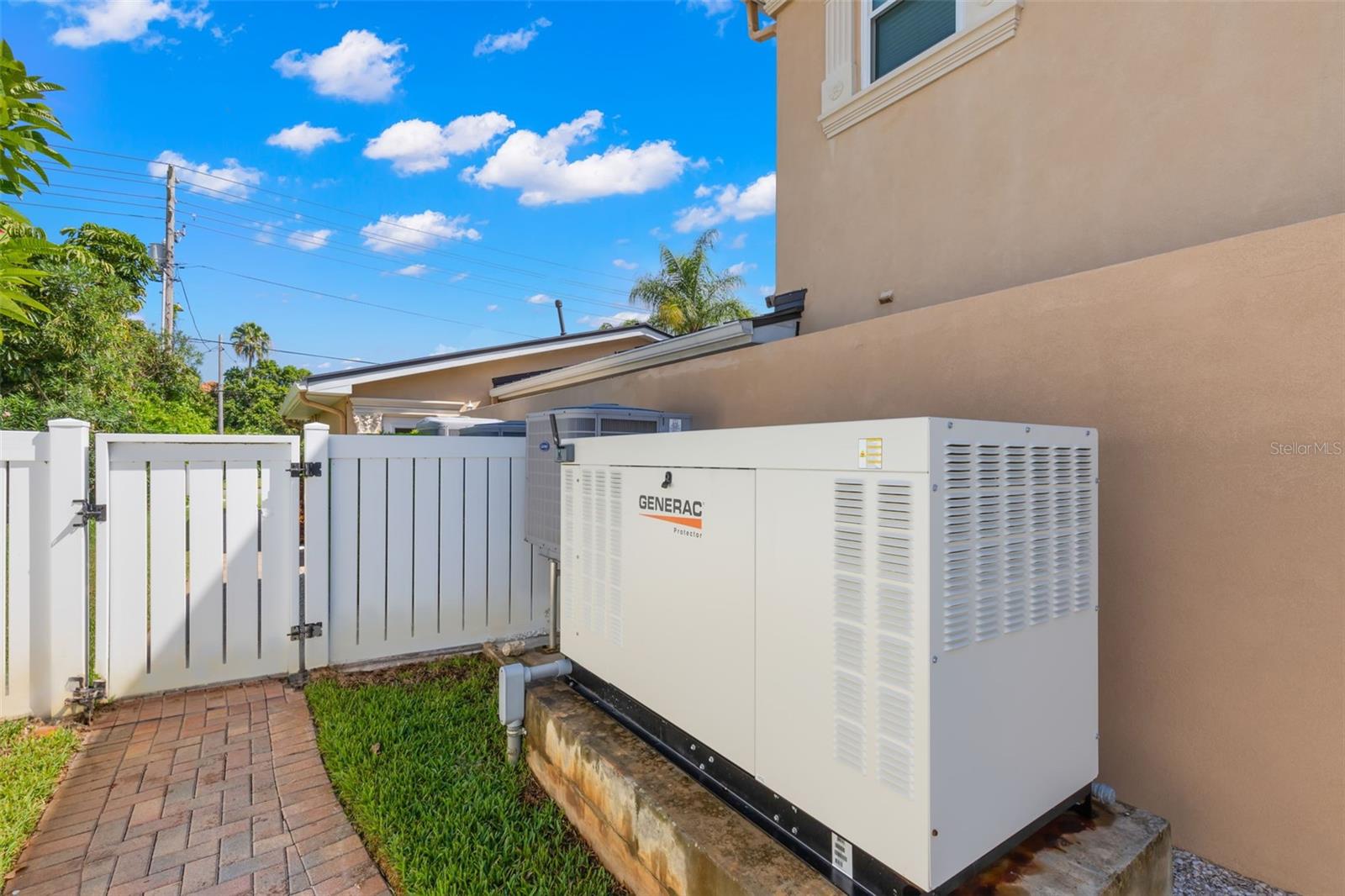 ISLAND ESTATES OF CLEARWATER - Residential