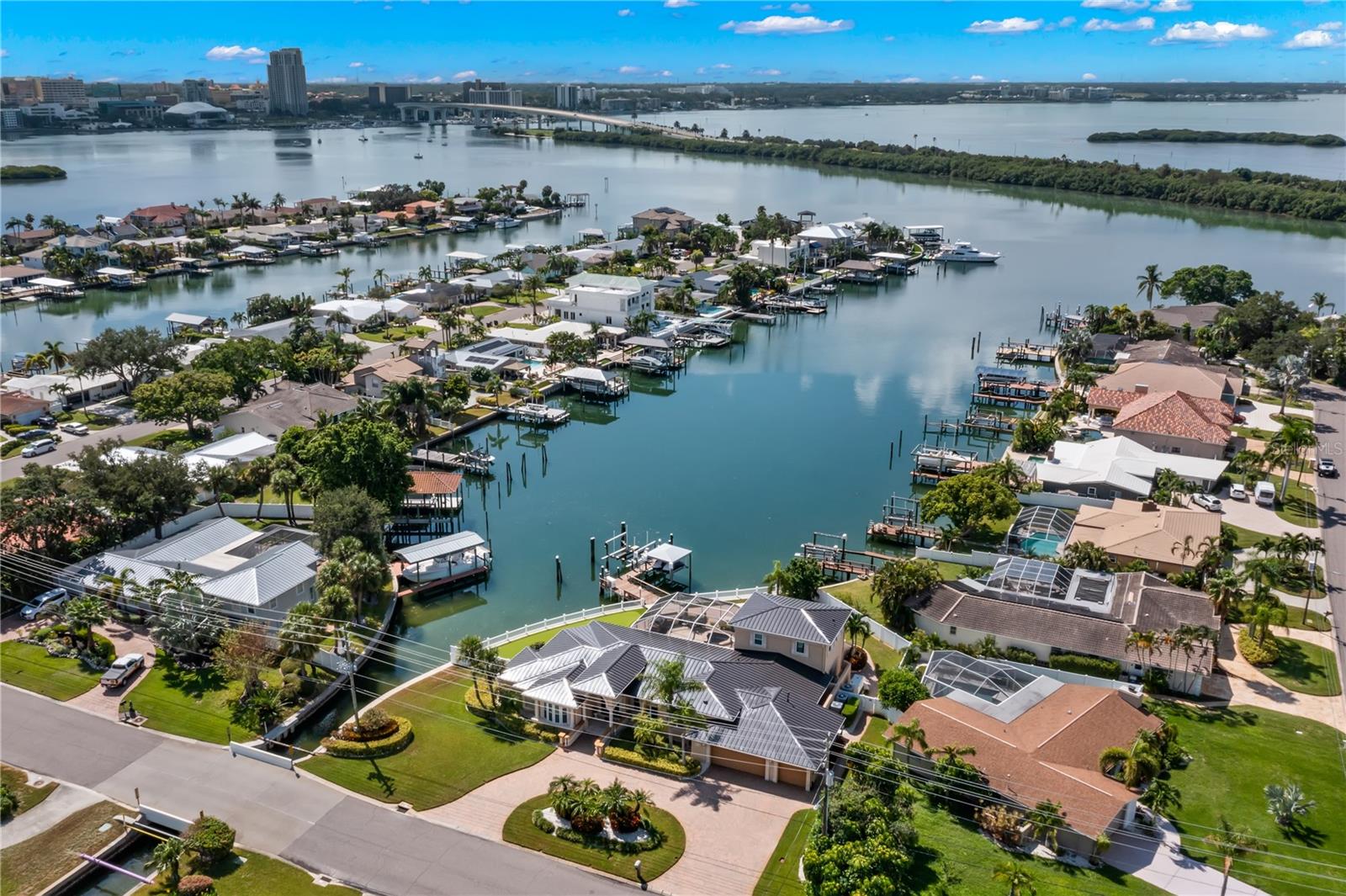 ISLAND ESTATES OF CLEARWATER - Residential