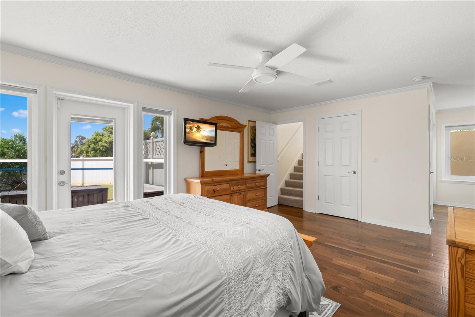 ISLAND ESTATES OF CLEARWATER - Residential