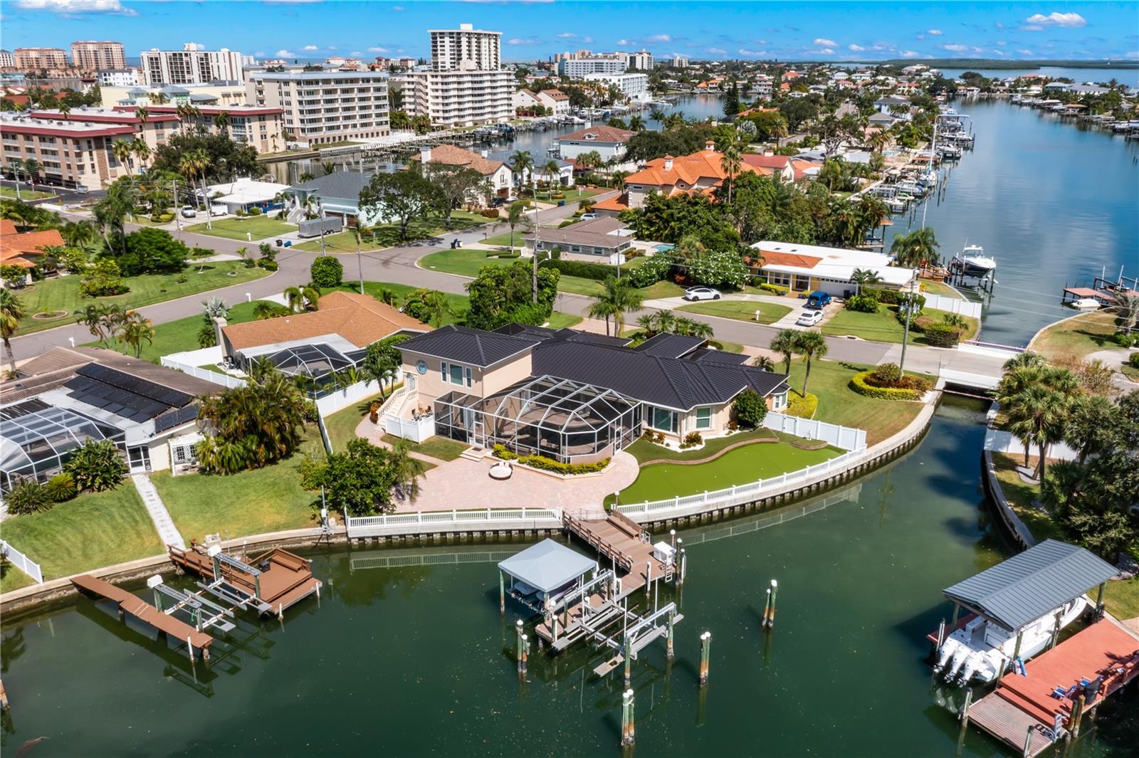 ISLAND ESTATES OF CLEARWATER - Residential