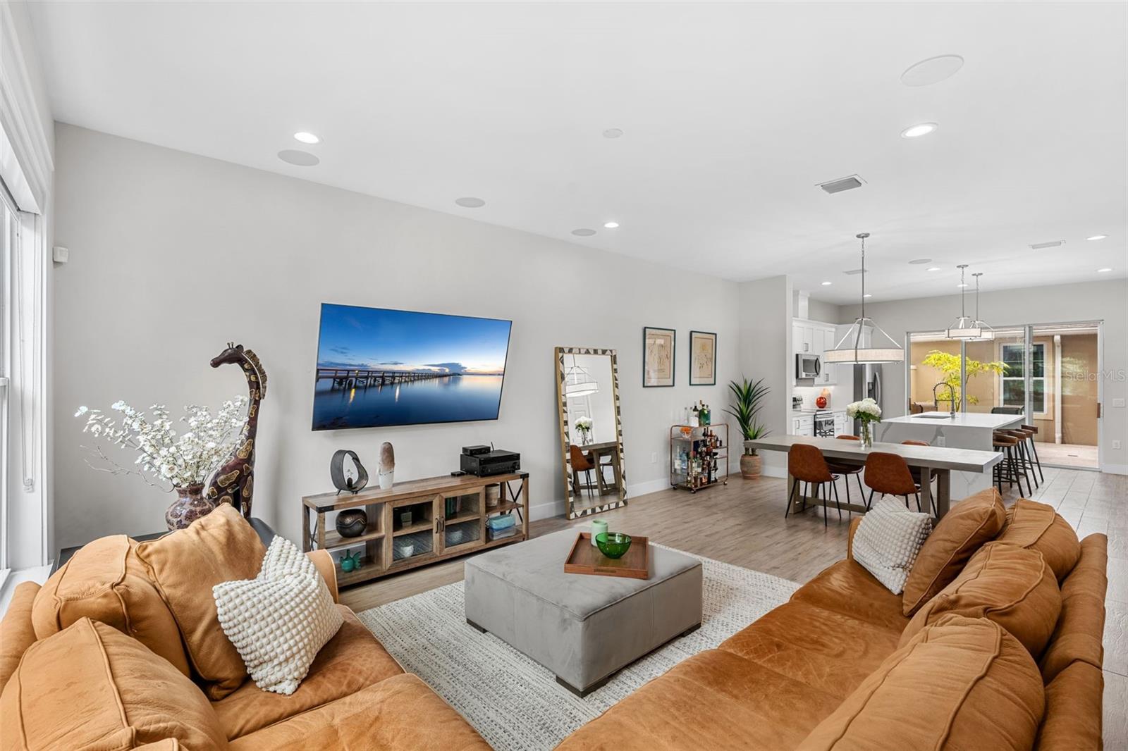 PARK SHORE - Residential Lease