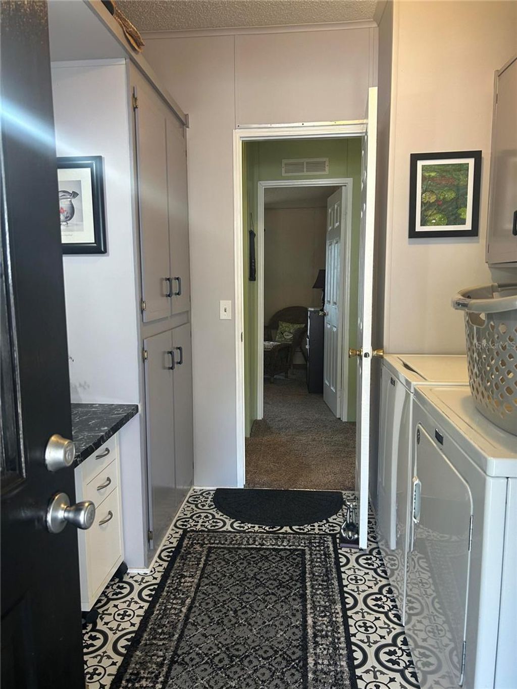 Photo of 25040 Betton Hill, Leesburg, FL 34748 (MLS # O6370763)