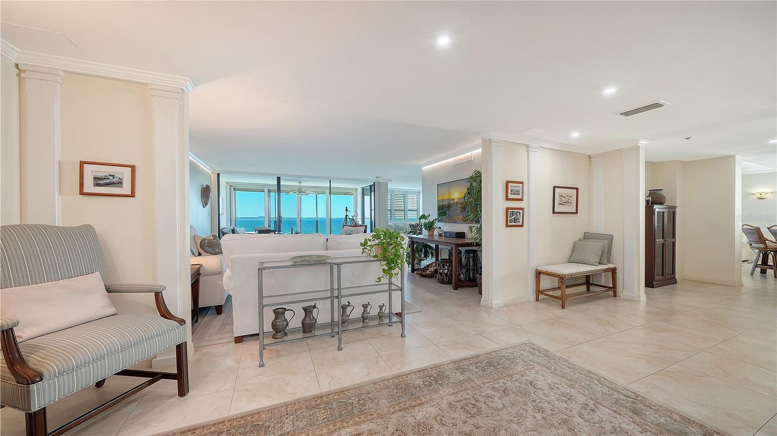 99 SUNSET DRIVE 401
