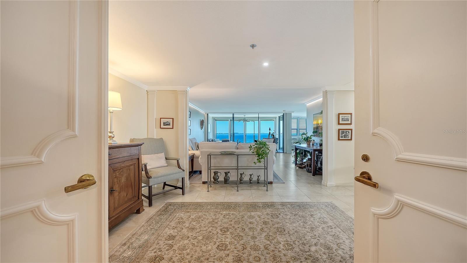 99 SUNSET DRIVE 401