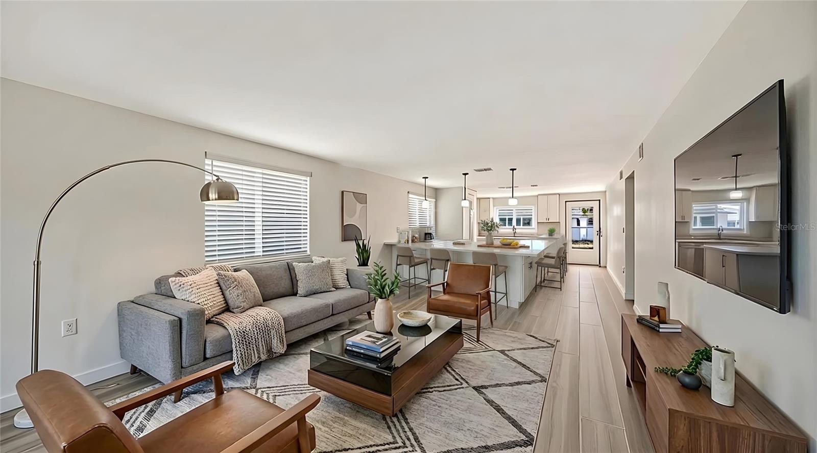 SPANISH MAIN YACHT CLUB - Residential