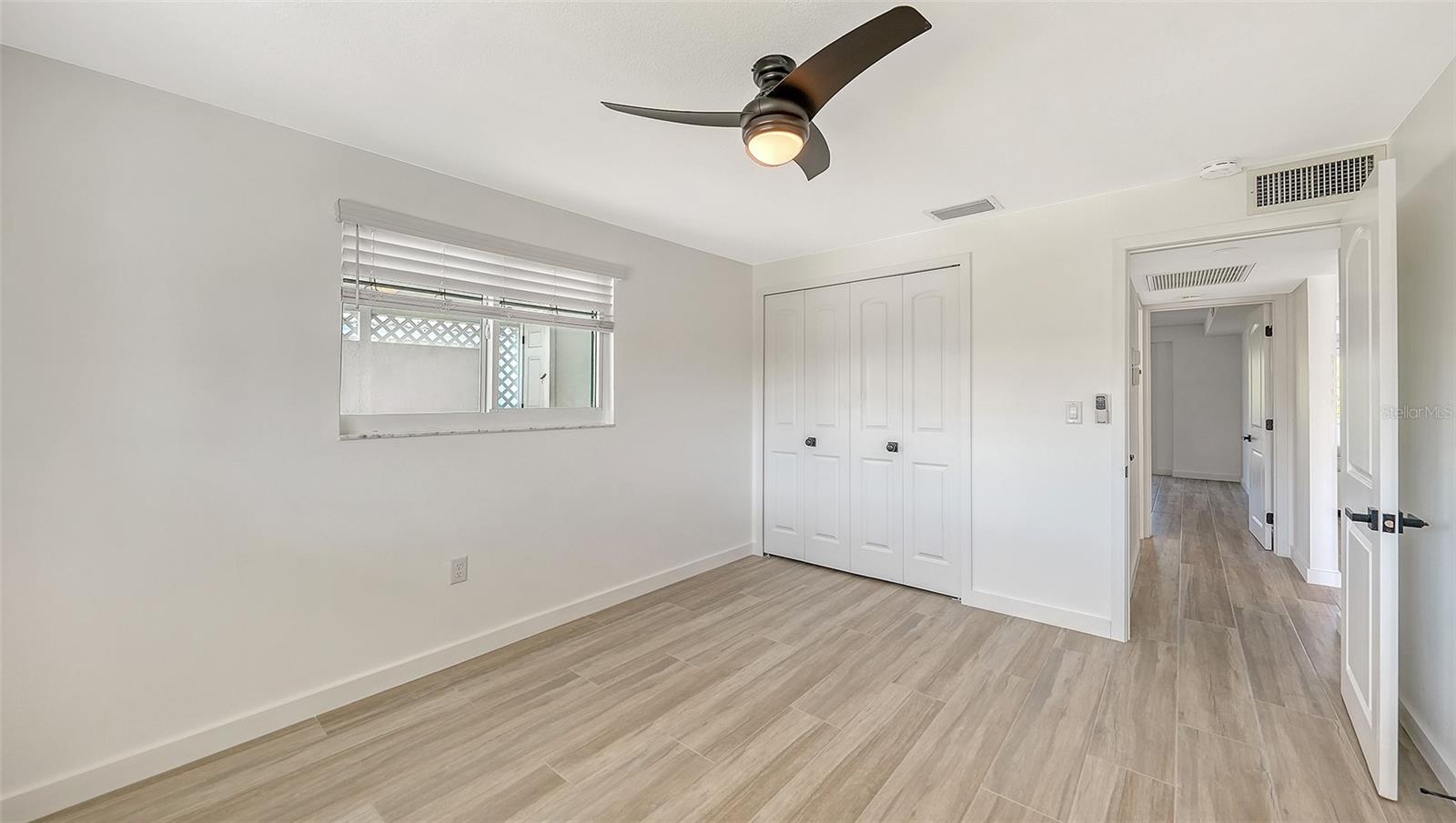 SPANISH MAIN YACHT CLUB - Residential