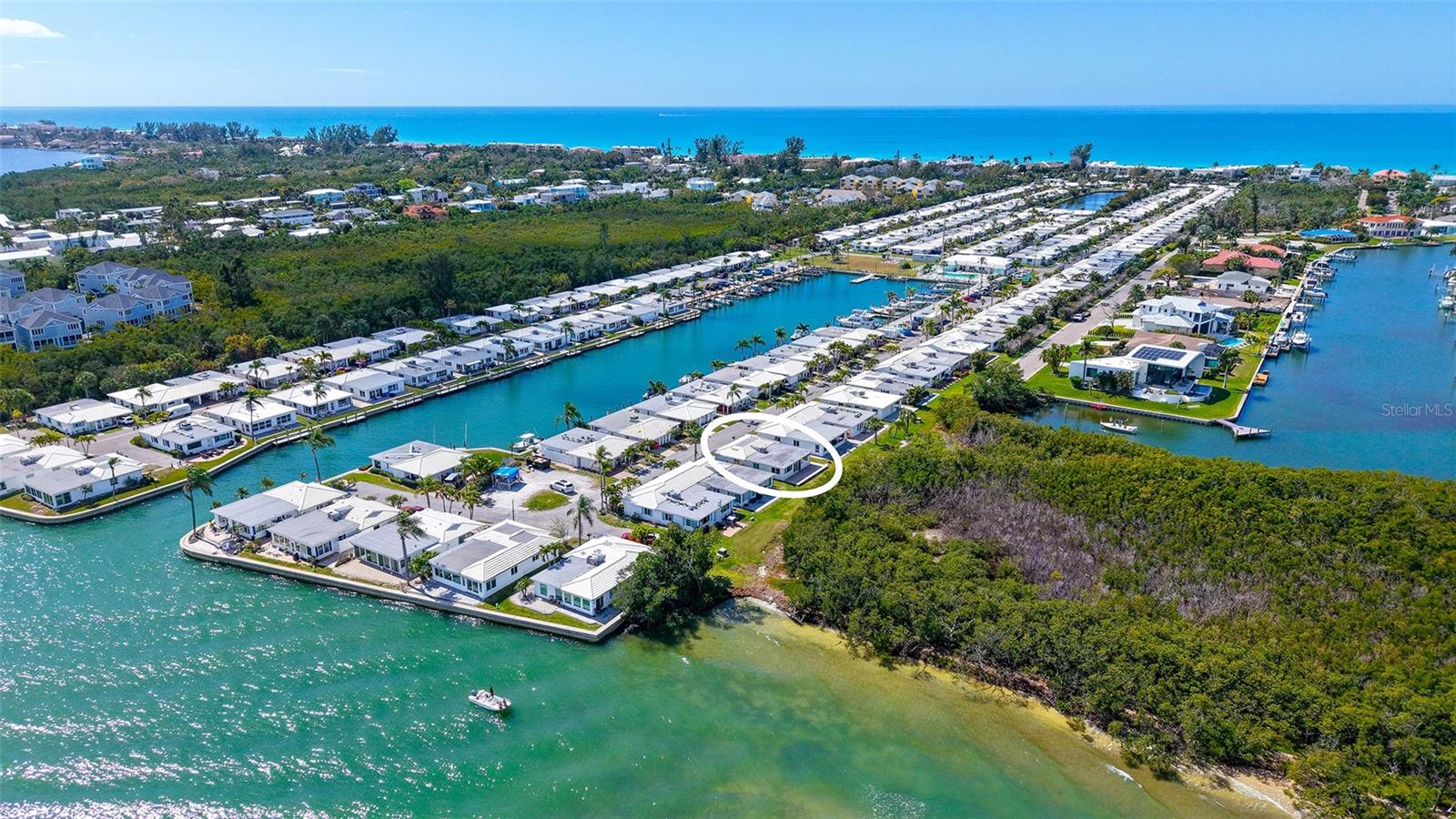 SPANISH MAIN YACHT CLUB - Residential