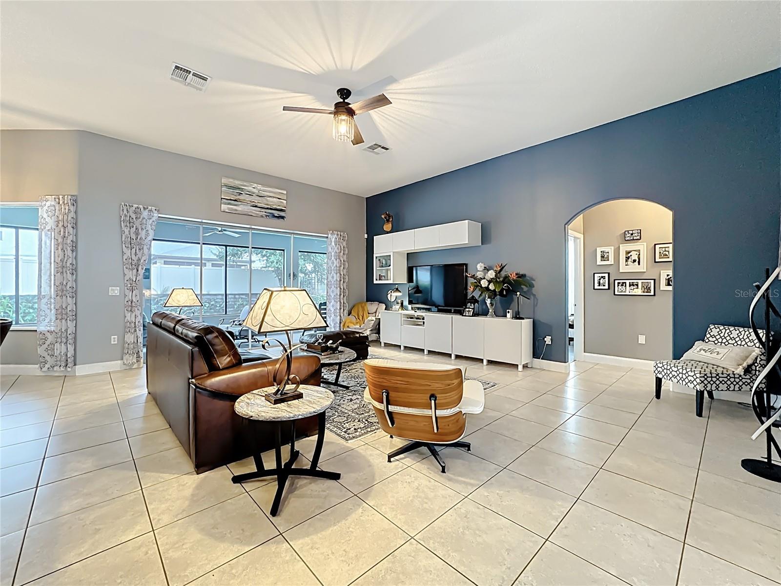 HAMMOCK POINTE UNIT 3 - Residential
