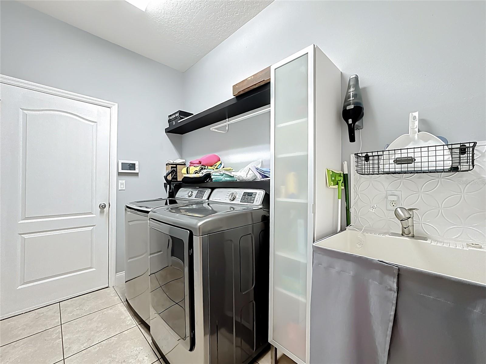 HAMMOCK POINTE UNIT 3 - Residential
