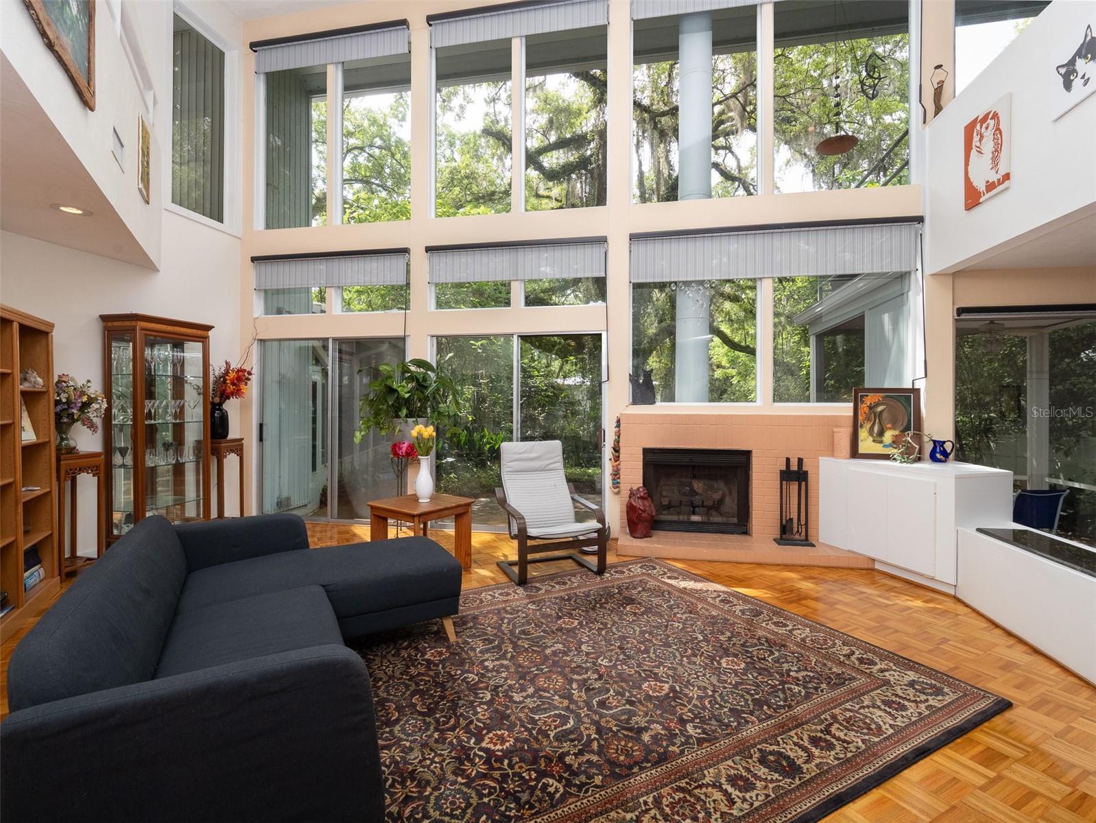 222 SW 27TH STREET
