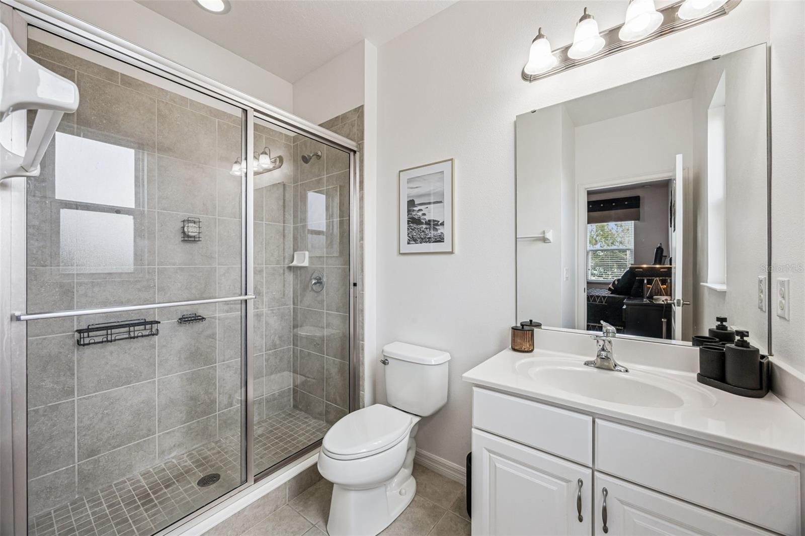 OAKMONT PH 01 - Residential