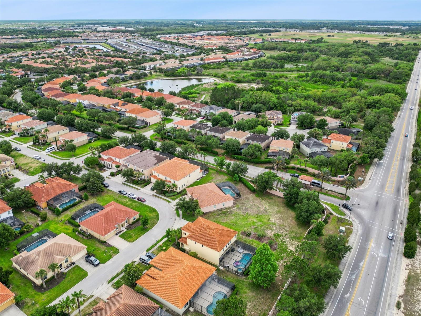 OAKMONT PH 01 - Residential