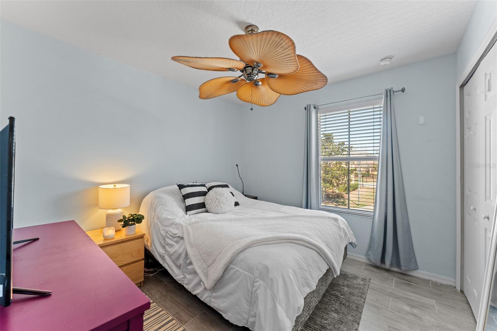 RETREAT AT TWIN LAKES REP - Residential