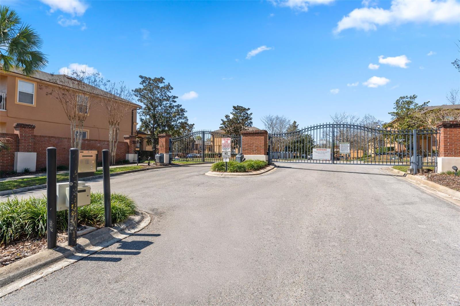 RETREAT AT TWIN LAKES REP - Residential