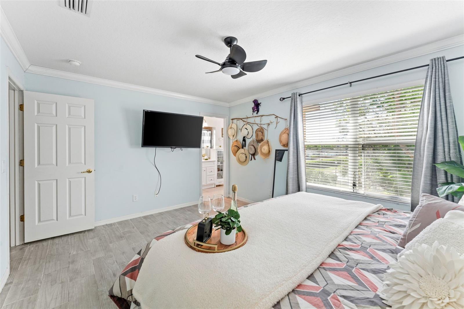 RETREAT AT TWIN LAKES REP - Residential