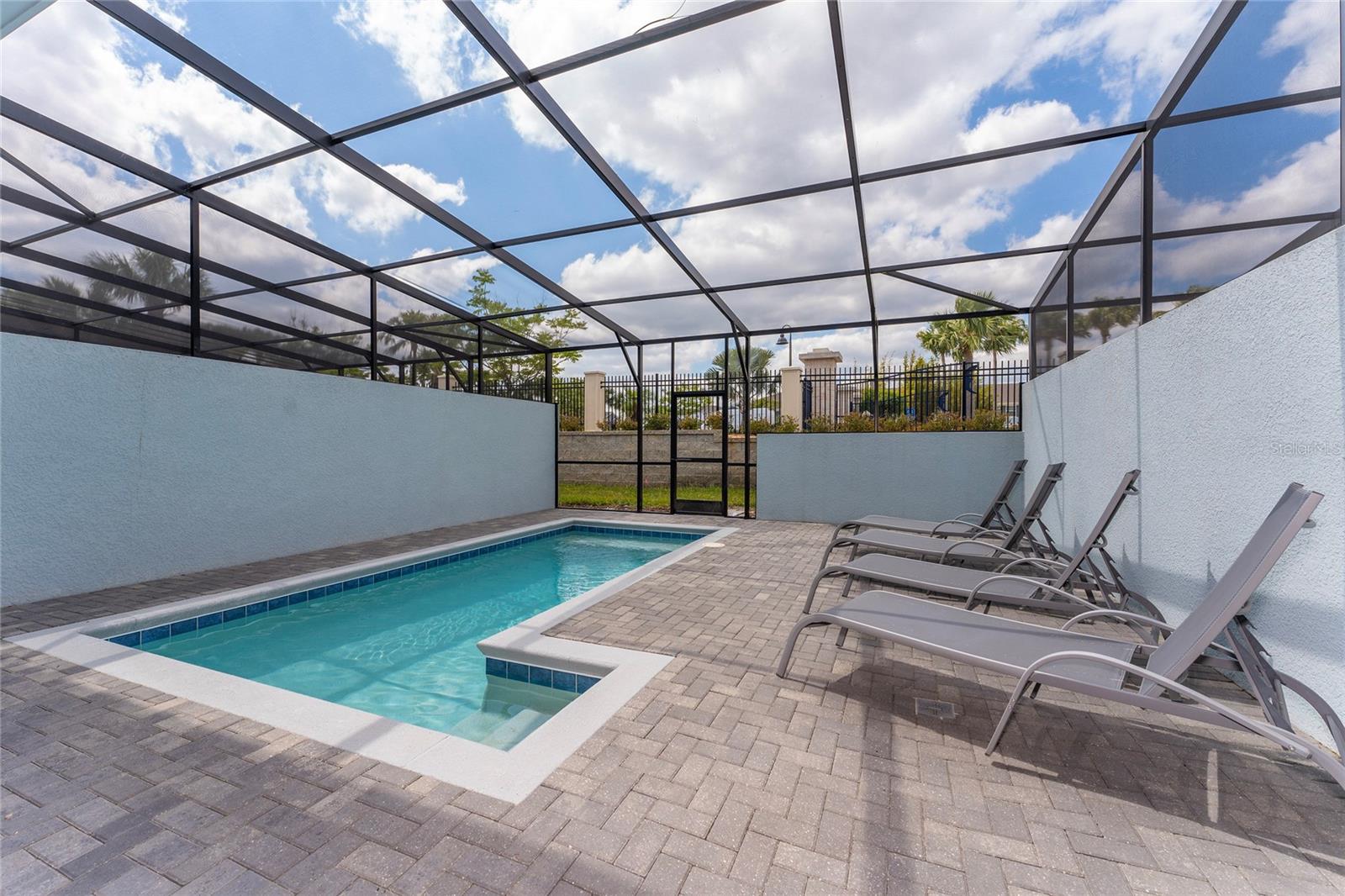 WINDSOR ISLAND RESIDENCE - Residential